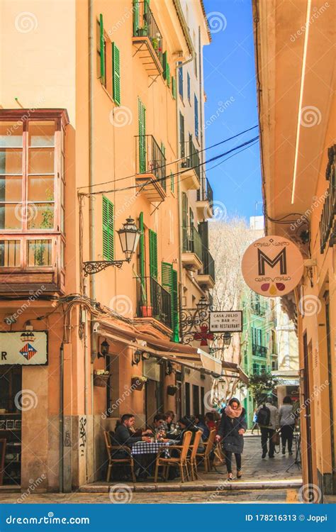 shopping streets palma capital.